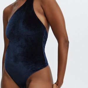 Gorgeous navy body suit from Fabletics.